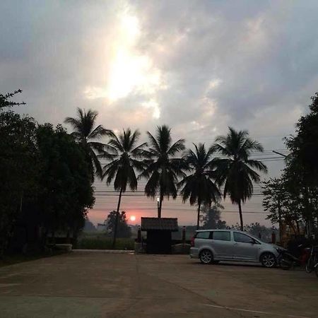 Maiyai Resort - Big Tree Kamphaeng Phet Εξωτερικό φωτογραφία