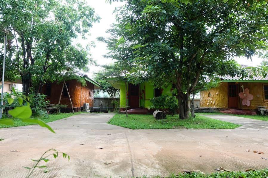 Maiyai Resort - Big Tree Kamphaeng Phet Εξωτερικό φωτογραφία